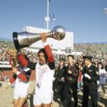 Junior Levanta a taça